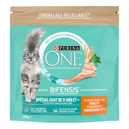 Purina ONE® - Croquettes pour Chat Senior de 11 ans et + au Poulet et aux Céréales