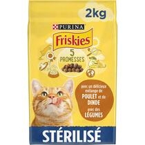 FRISKIES® STÉRILISÉ Croquettes pour Chat stérilisé avec un délicieux mélange de Poulet et de Dinde avec des légumes