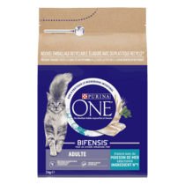 Purina ONE® - Croquettes pour Chat Adulte au Poisson et aux Céréales