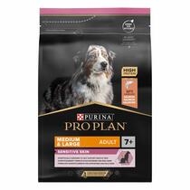 PURINA® PRO PLAN® MEDIUM & LARGE ADULT 7+ SENSITIVE SKIN - RICHE EN SAUMON - Croquettes pour chien senior à la peau sensible