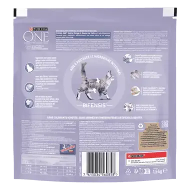 Purina ONE® - Croquettes pour Chat Spécial Pelage et Boules de Poils au Poulet et aux Céréales 1,5kg