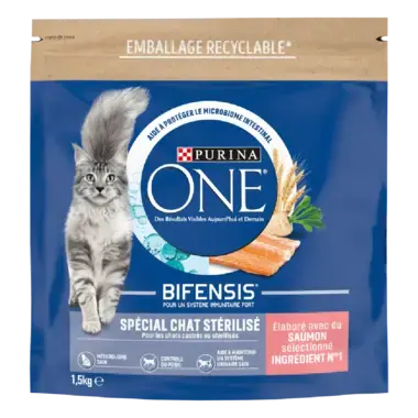Purina ONE® - Croquettes pour Chat Stérilisé au Saumon et au Blé 1.5kg