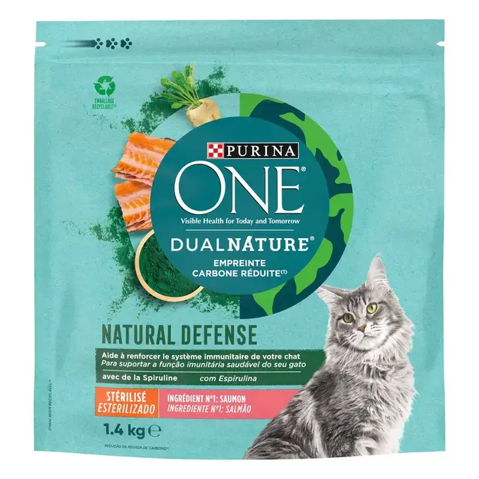 Purina® ONE® DualNature® - NATURAL DEFENCE - Croquettes Spécial Chat Stérilisé Saumon et Spiruline