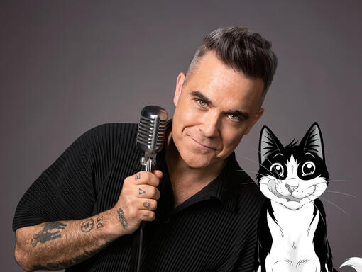 Robbie et Felix avec microphone
